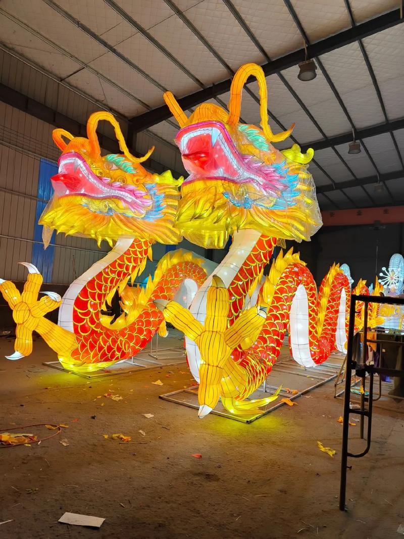 龙腾盛世 2024年龙年二龙戏珠彩灯，点亮非遗传承之光